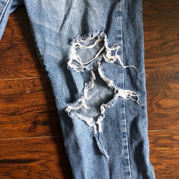 Jeans - Picture 2 of 5